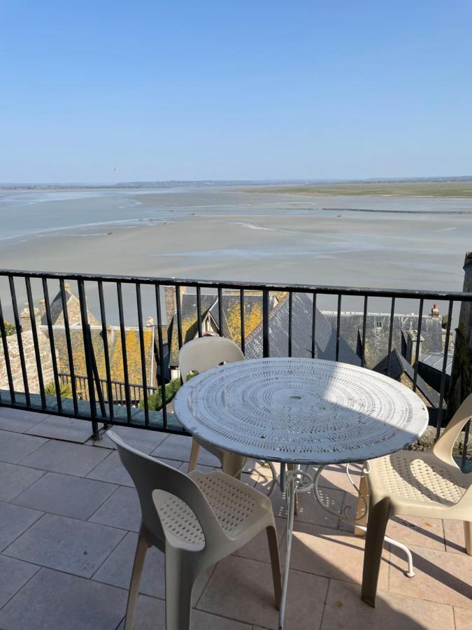 La Vieille Auberge Mont-Saint-Michel Luaran gambar