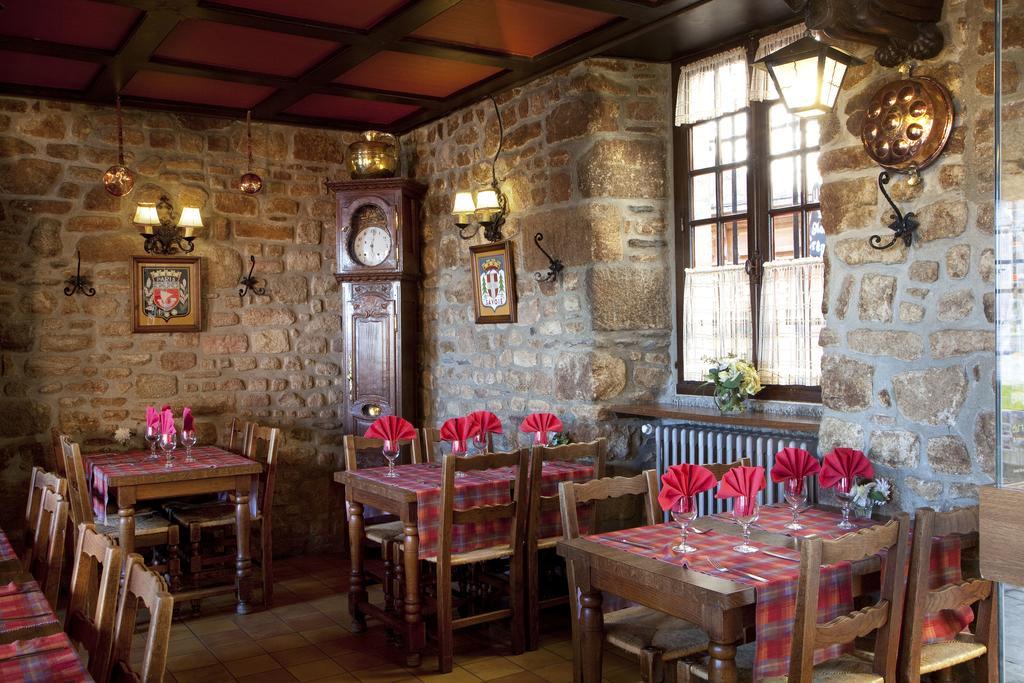 La Vieille Auberge Mont-Saint-Michel Luaran gambar